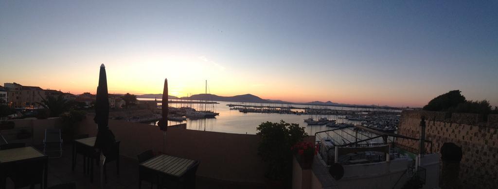 La Terrazza Sul Porto - Guest House Αλγκέρο Εξωτερικό φωτογραφία